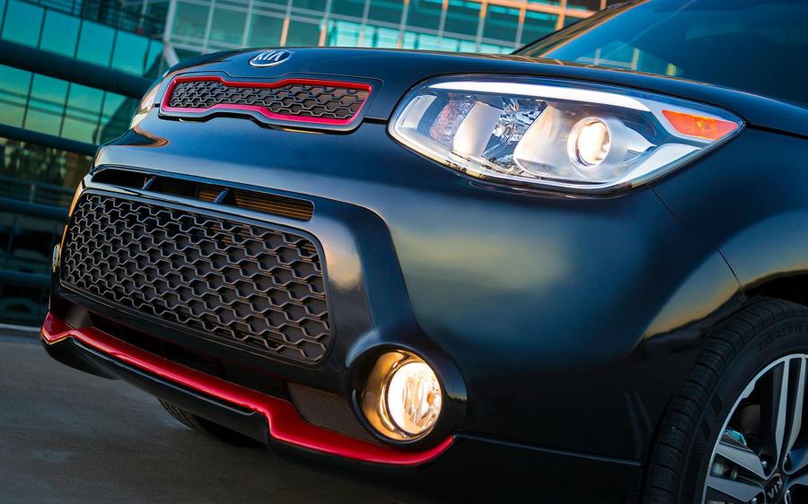  Kia Soul Red Zone 2.0 Special Edition 2015 года  (фото 4 из 12)